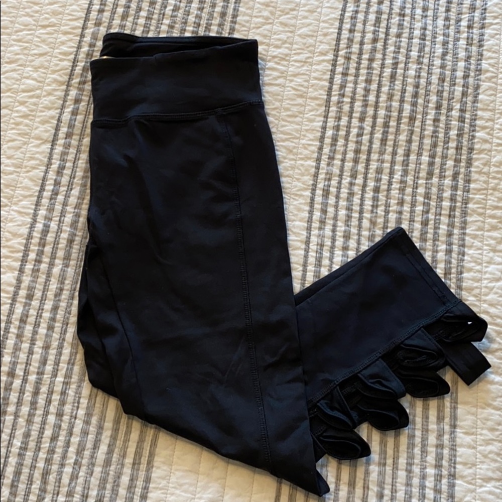 Forever 21 cropped workout pants